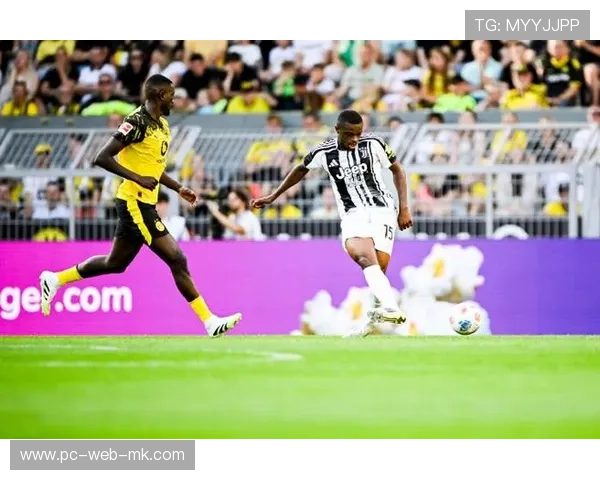 尤文图斯纵深推进步步紧逼