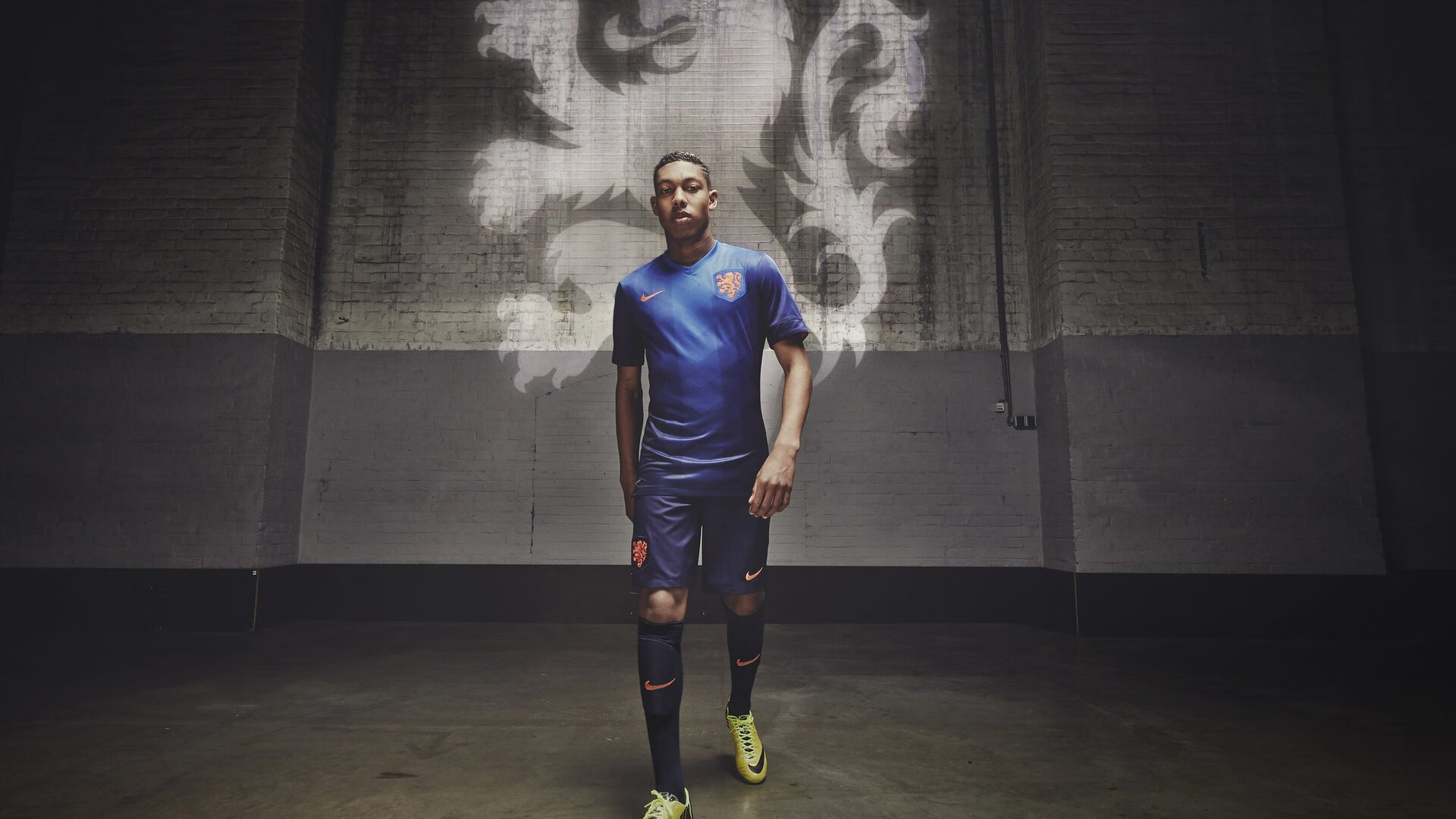 国家队长期缺乏中场组织核心,国家队 队长